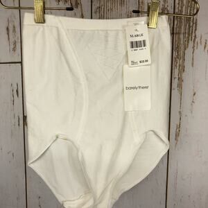 NWT Barely There Shapewear, Size XL.